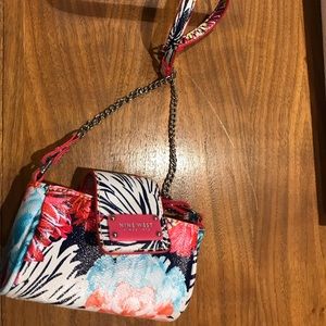 Nine West mini wallet/crossbody